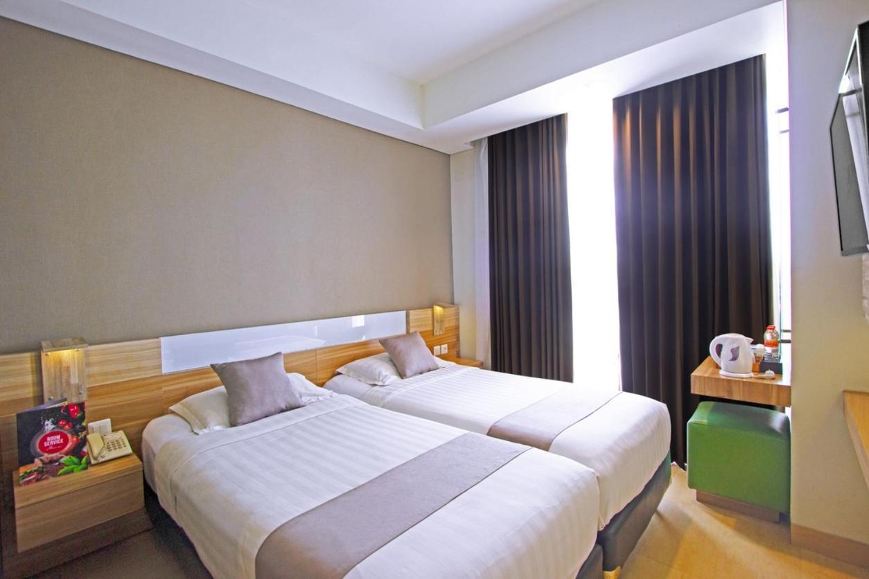 Hotel Fortunagrande Seturan Yogyakarta Maguwo Dış mekan fotoğraf