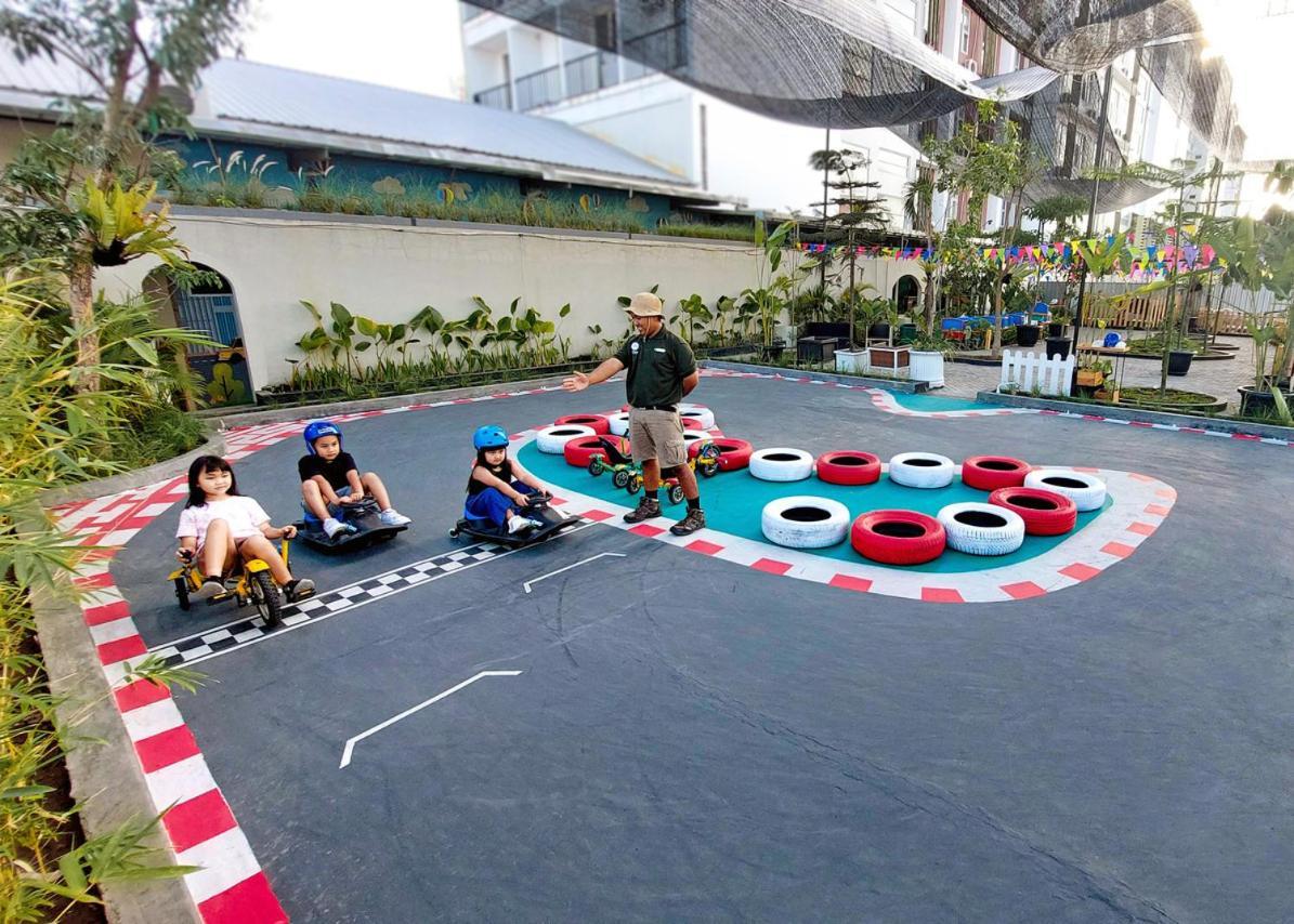 Hotel Fortunagrande Seturan Yogyakarta Maguwo Dış mekan fotoğraf