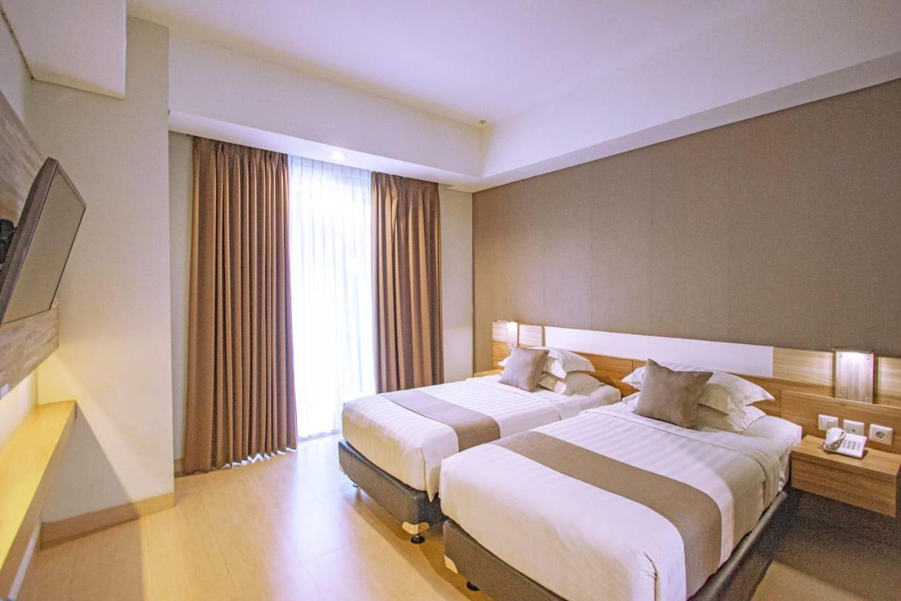 Hotel Fortunagrande Seturan Yogyakarta Maguwo Dış mekan fotoğraf
